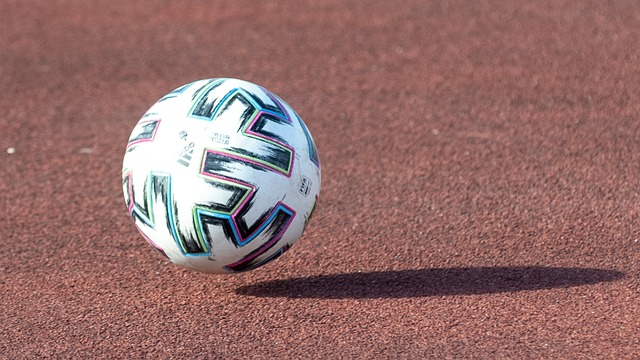 动的进攻策 动的进攻策