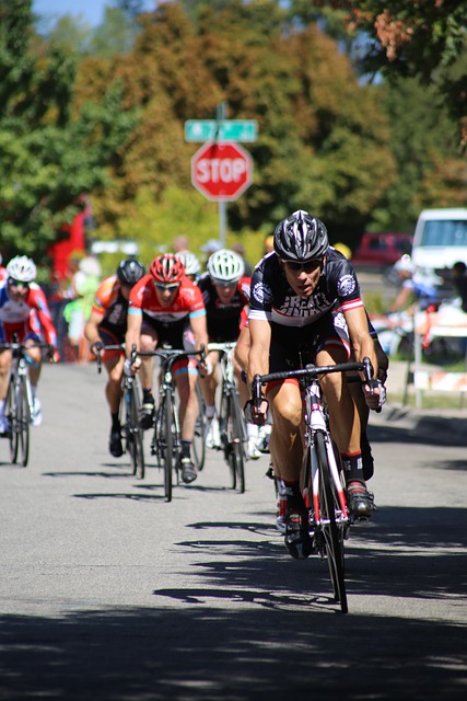 何逐渐成为 何逐渐成为